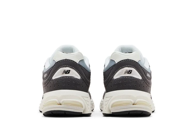 Krossovki-New-Balance-2002R-Big-Kid-Magnet-Lead-5
