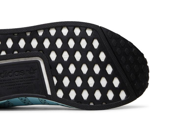 nmd_r1-v2-j-almost-blue-fz6234_04