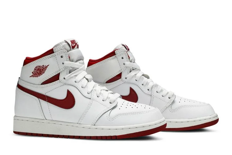 Krossovki-Air-Jordan-1-Retro-High-OG-GS-Metallic-Red-7