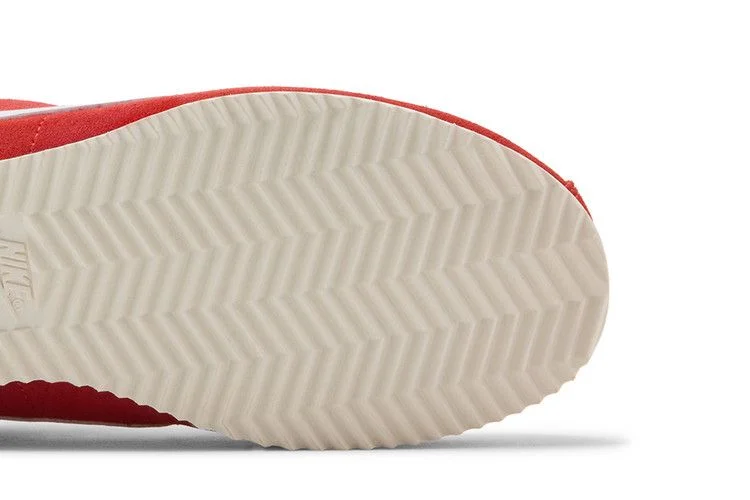 Krossovki-Nike-Wmns-Cortez-Light-Crimson-Blue-4
