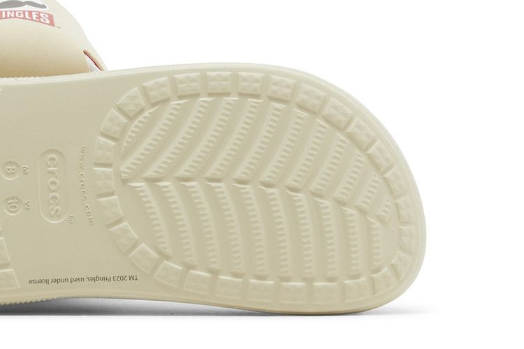 Кроссовки Crocs Pringles x Classic Crush Boot 'Bone'