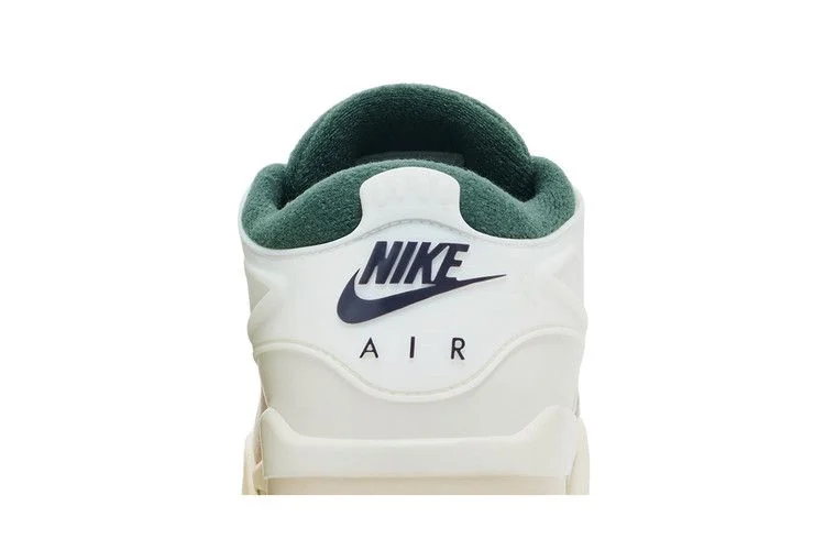 Кроссовки Air Jordan 4 RM 'Sail/Light Cream/Midnight Green/Dark Raisin'