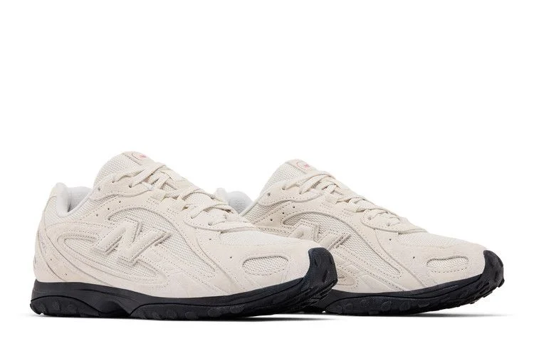 Krossovki-New-Balance-204L-Year-of-The-Horse-White-7