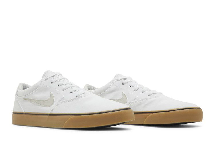chron-2-canvas-sb-white-gum-dm3494-105_07