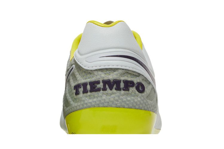 Кроссовки Nike Wmns Tiempo Legend 6 SG Pro ACC 'Pure Platinum'