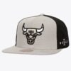 Mitchell-Ness-Gray-Black-Chicago-Bulls-Core-I-Snapback-Hat-100x100