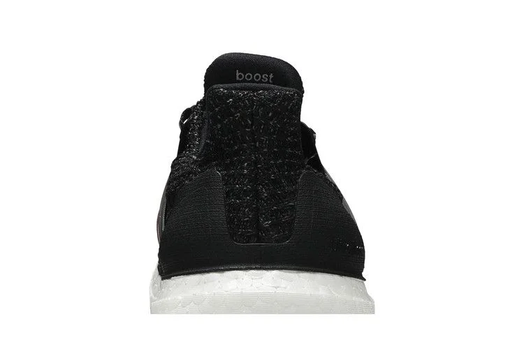 Кроссовки Ren Zhe x adidas UltraBoost 4.0 J 'Chinese New Year'