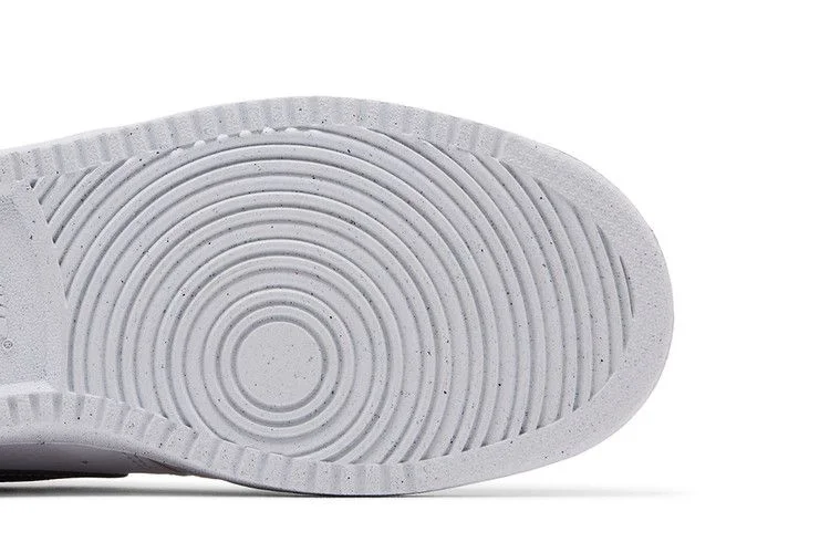 Кроссовки Nike Wmns Court Vision Low Next Nature 'White Metallic Silver'
