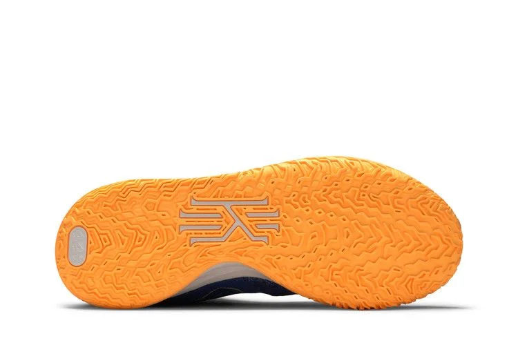 Кроссовки Nike Kyrie 7 'Sisterhood'
