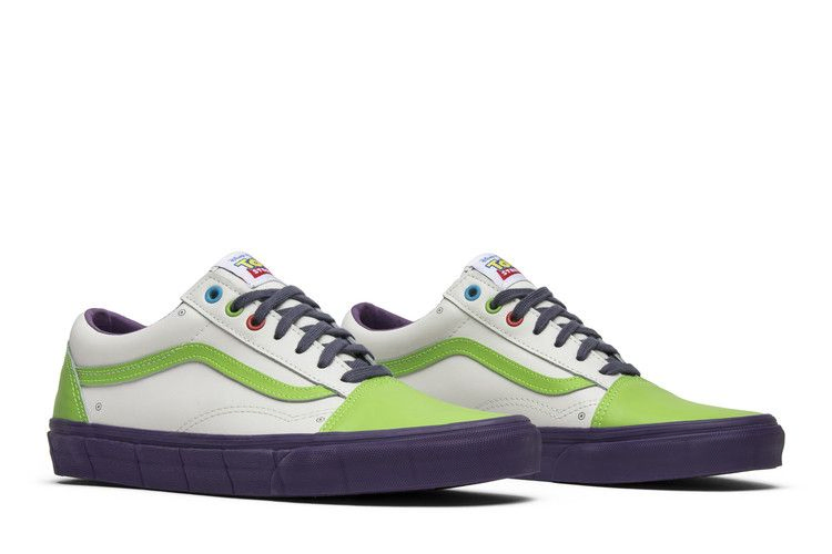 toy-story-x-old-skool-buzz-lightyear-vn0a31z9m4x_07