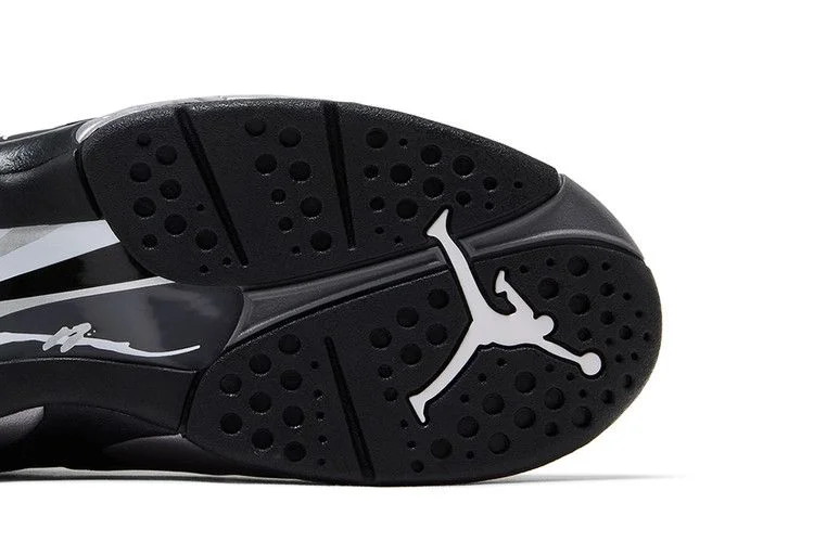 Krossovki-Air-Jordan-8-Retro-Chrome-2026-4