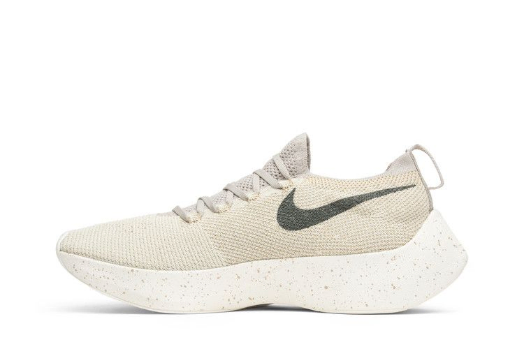vapor-street-flyknit-aq1763-200_02