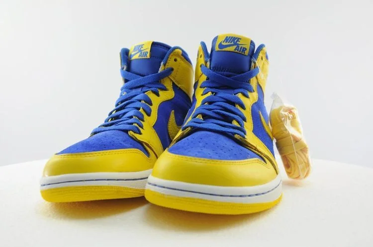 Кроссовки Air Jordan 1 Retro High OG 'Laney'