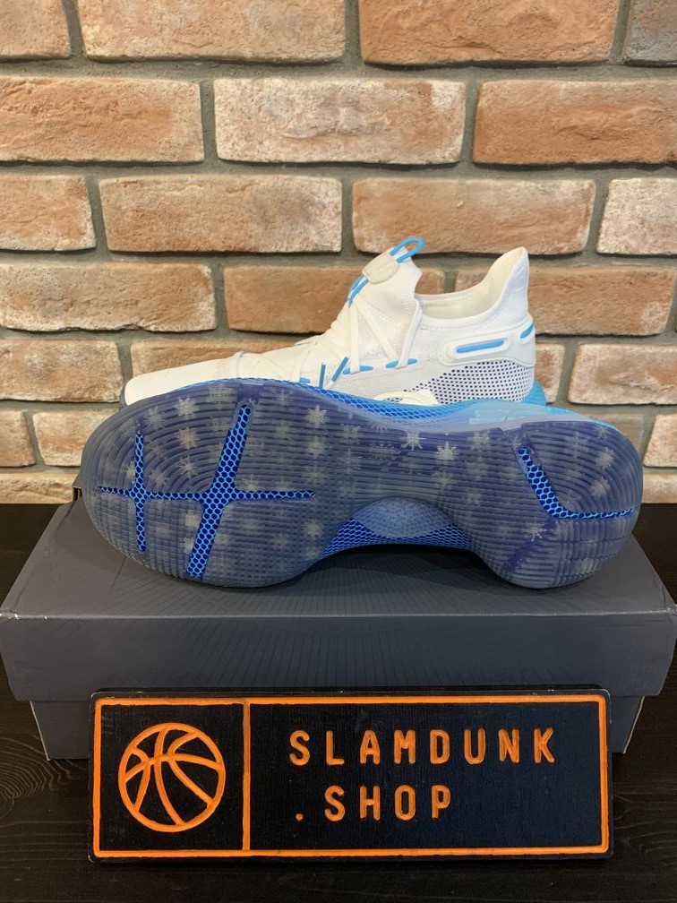 Кроссовки Under Armour Curry 6 Christmas in the Town
