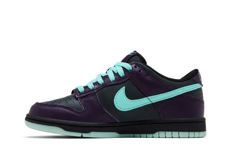 Krossovki-Nike-Dunk-Low-GS-Wizard-2