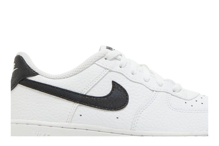 force-1-ps-white-black-cz1685-100_01