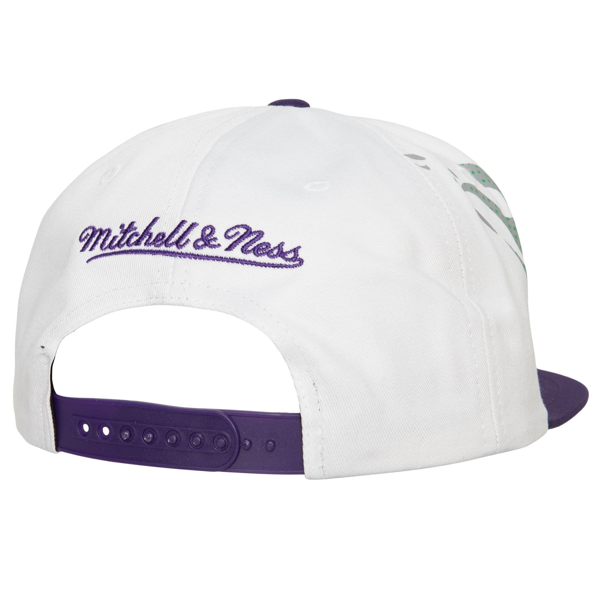 Mitchell-Ness-Hot-Fire-Snapback-HWC-Milwaukee-Bucks-Hat-1