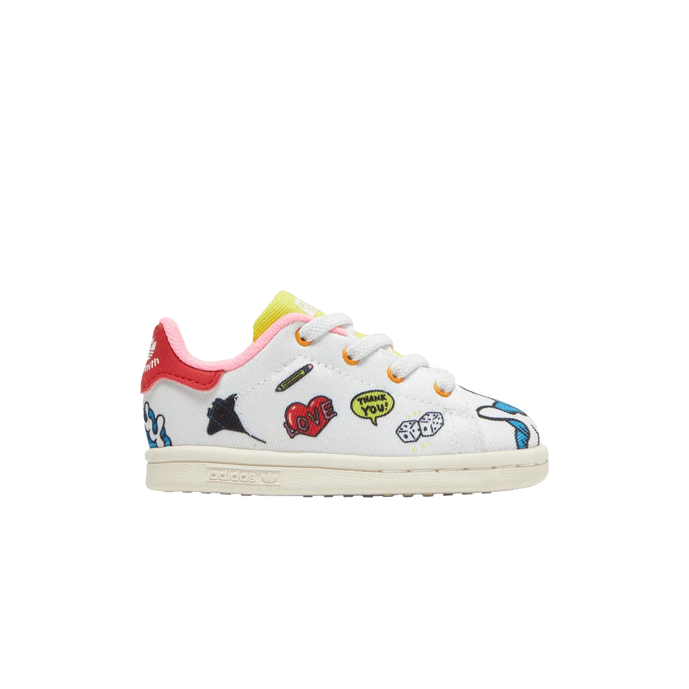 Krossovki-Aaron-Kai-x-adidas-Stan-Smith-Primeblue-Infant-Doodles