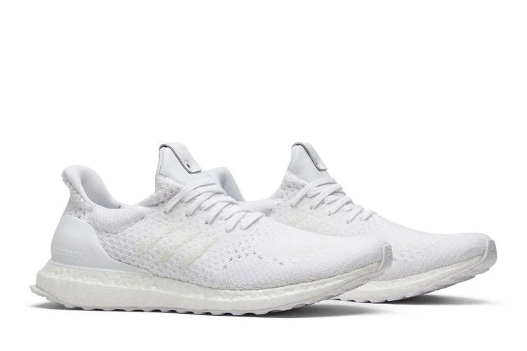 Krossovki-A-Ma-Maniere-x-Invincible-x-adidas-UltraBoost-Triple-White-7