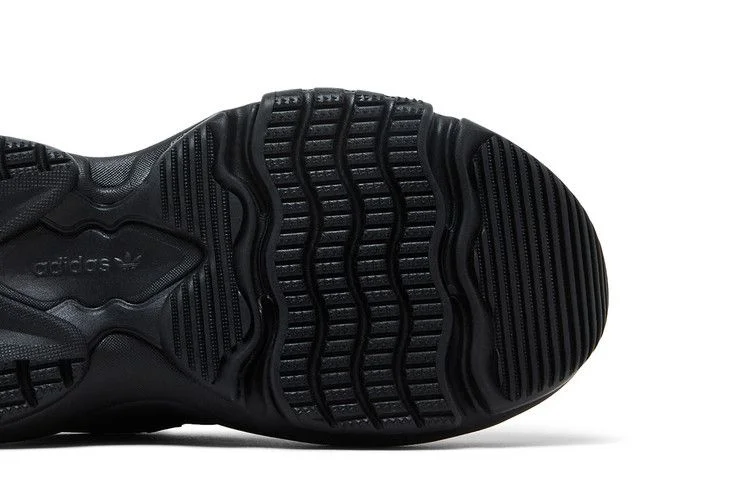Кроссовки adidas Wmns Ozgaia 'Core Black'