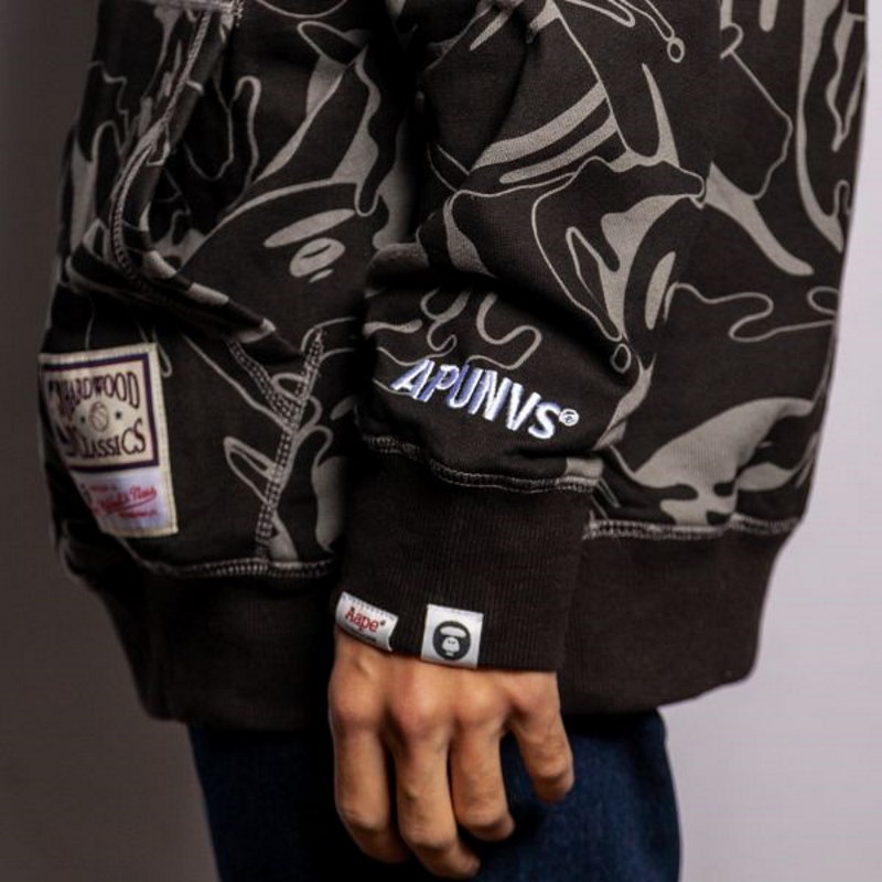 Aape-x-Mitchell-Ness-Philadelphia-76ers-Hoodie-Black-8