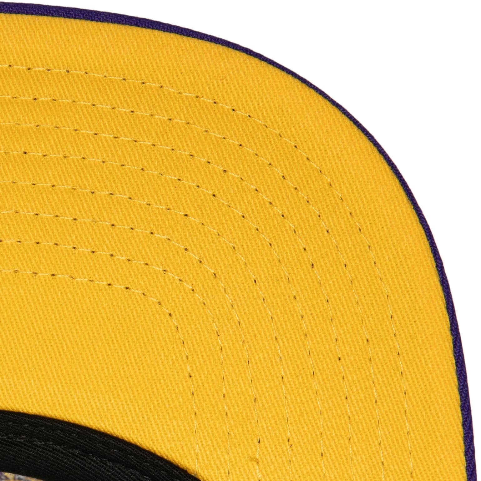 Бейсболка Mitchell & Ness Anime Snapback HWC Los Angeles Lakers Hat