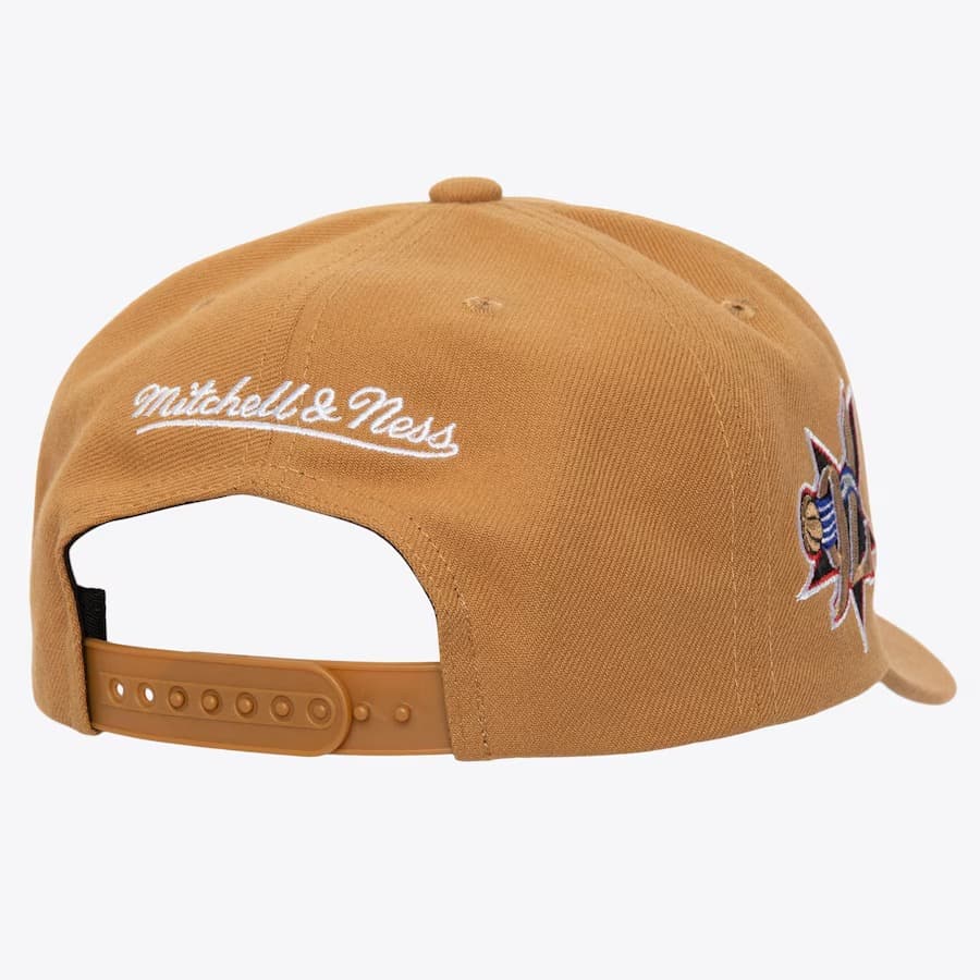 Бейсболка Mitchell & Ness Gold Philadelphia 76ers Hardwood Classics Upside Pro Snapback Hat