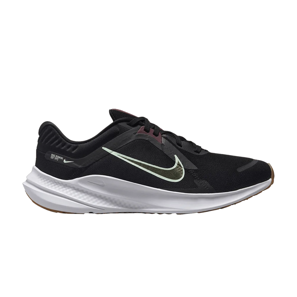 Krossovki-Nike-Wmns-Quest-5-Black-Mint-Foam