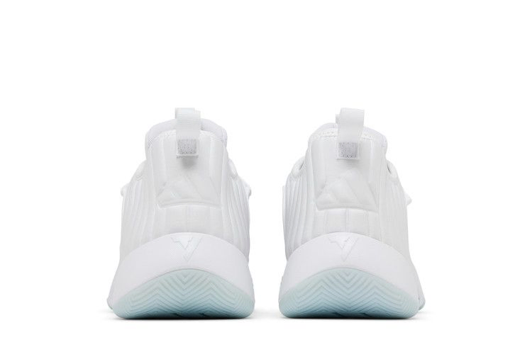 trae-unlimited-white-blue-dawn-ie2142_05