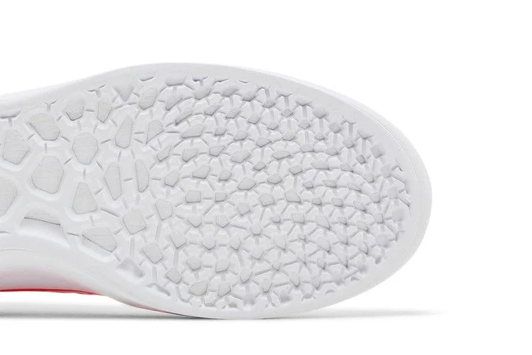 Кроссовки Nike Zoom Nyjah 3 SB 'Hot Punch'