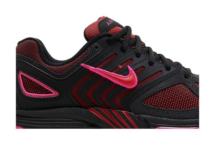 air-pegasus-2005-black-fire-red-fj1912-001_01