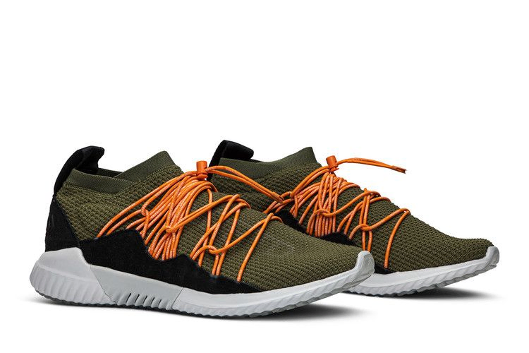 undefeated-x-climacool-olive-cargo-g26649_07