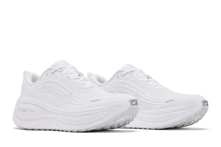 Krossovki-Nike-Vomero-Plus-White-Metallic-Silver-7