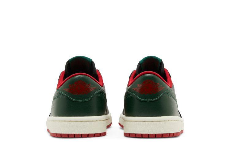 Кроссовки Wmns Air Jordan 1 Retro Low OG 'Black Gorge Green'