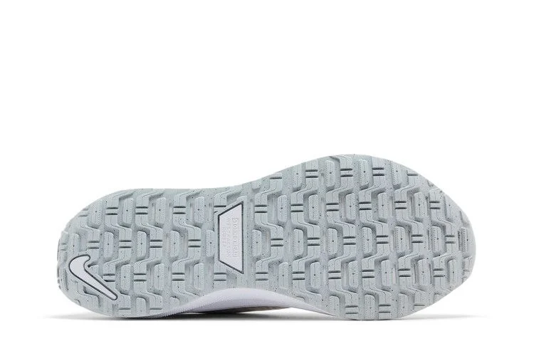 Krossovki-Nike-ReactX-Infinity-Run-4-GORE-TEX-Pure-Platinum-3