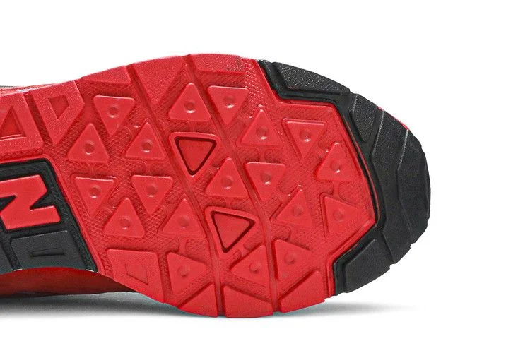 Krossovki-New-Balance-1600-Red-4