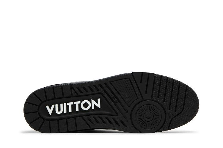 Кроссовки Louis Vuitton Trainer 'Embossed Monogram - Black'