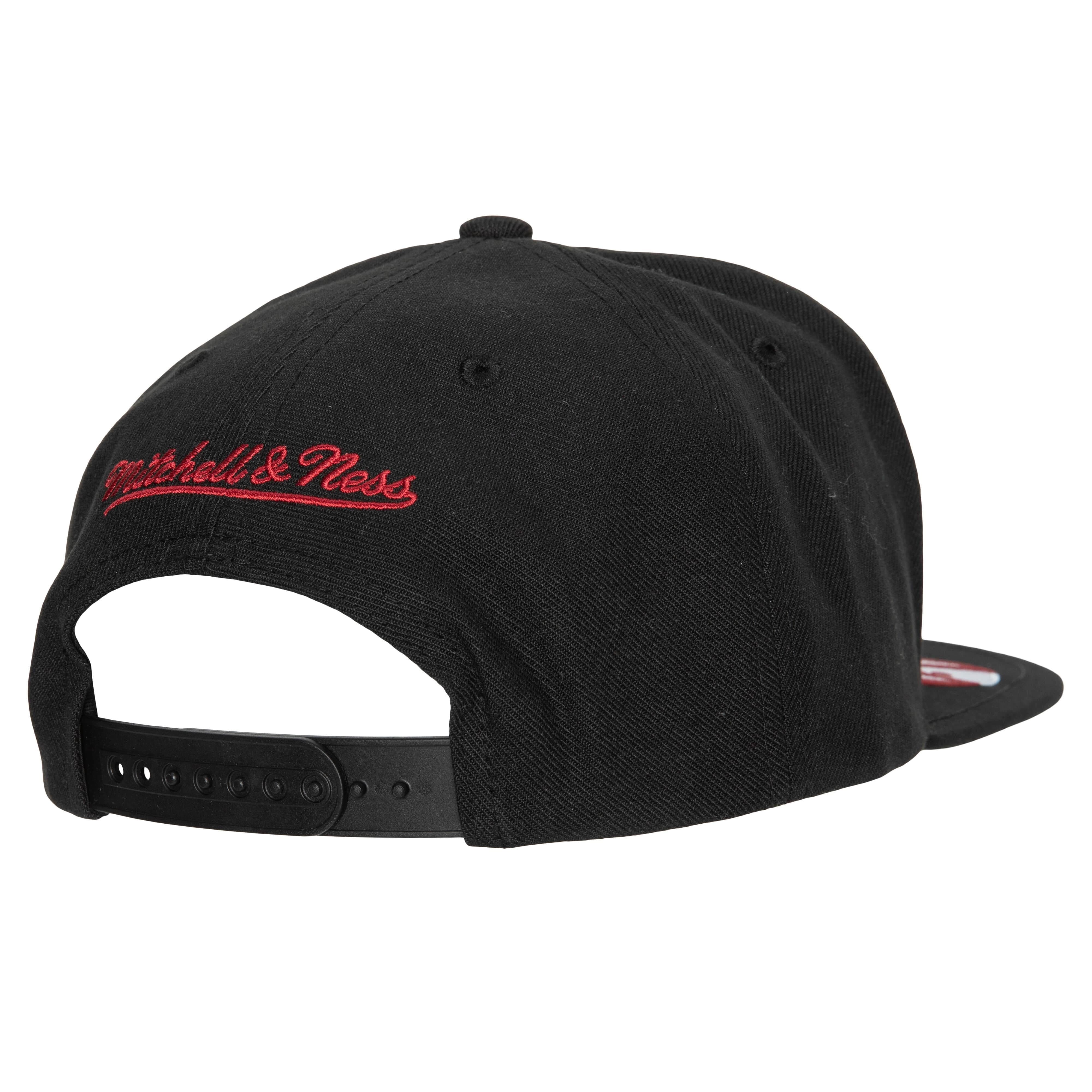 Бейсболка Mitchell & Ness Front Loaded Snapback HWC Atlanta Hawks Hat
