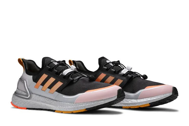 Krossovki-Adidas-UltraBoost-Winter.Rdy-Black-Signal-Orange-7