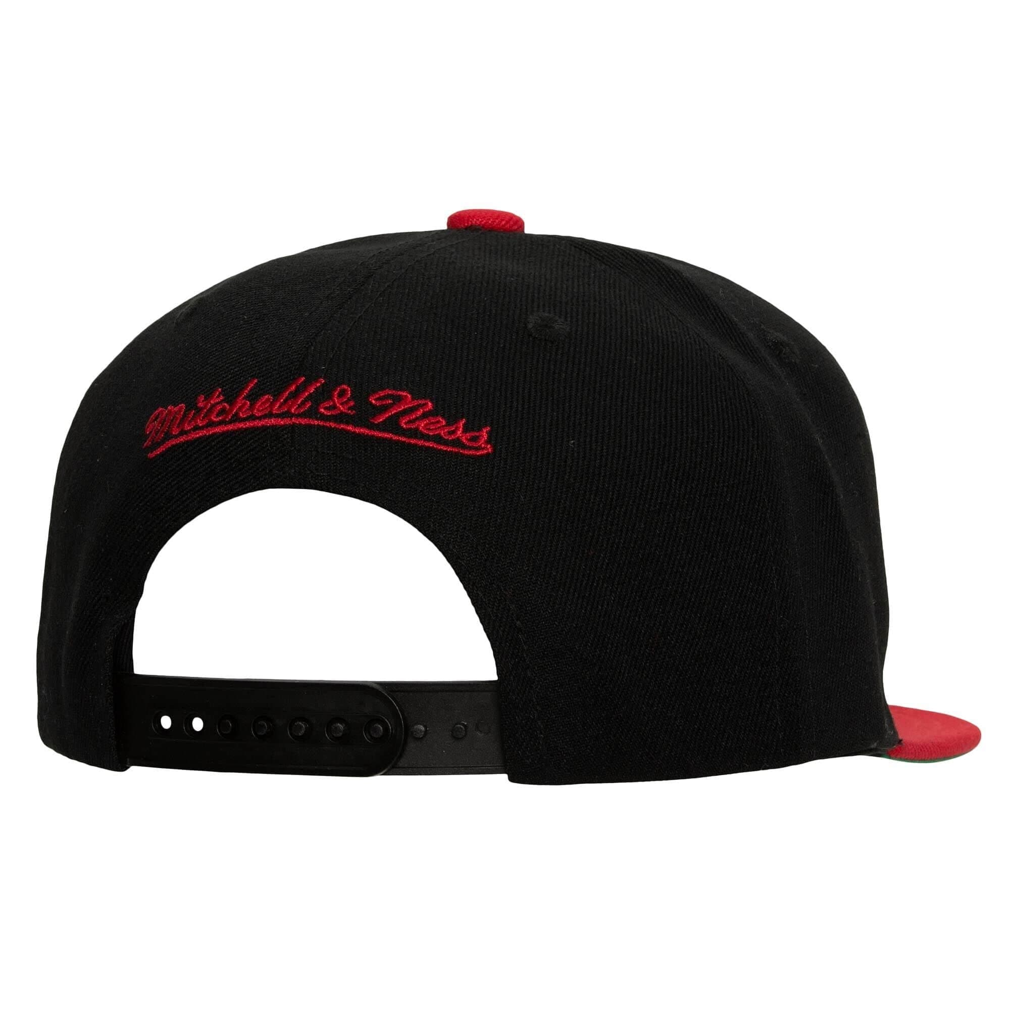Бейсболка Mitchell & Ness Patch Overload Snapback HWC Miami Heat Hat