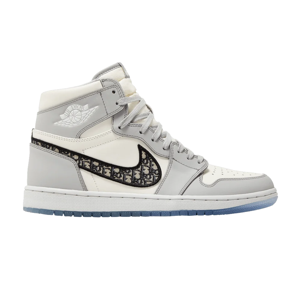 Krossovki-Dior-x-Air-Jordan-1-High