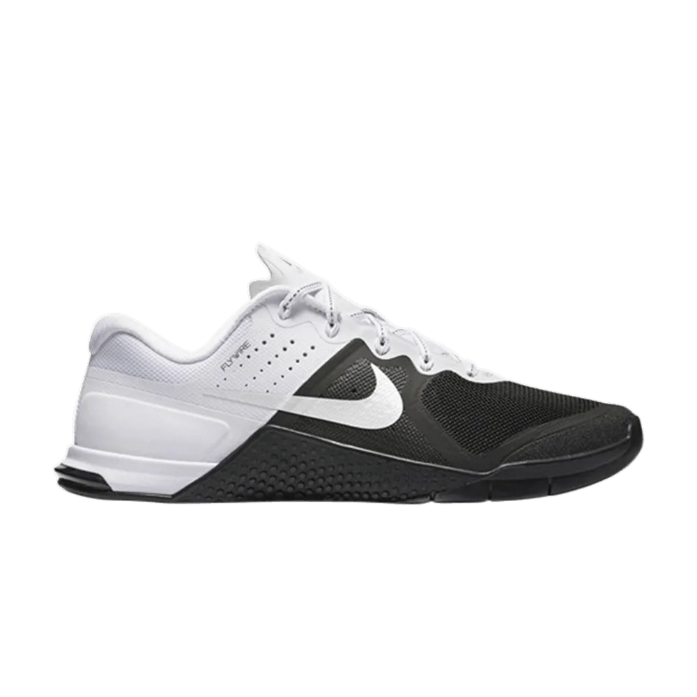 Krossovki-Nike-Wmns-Metcon-2-Panda