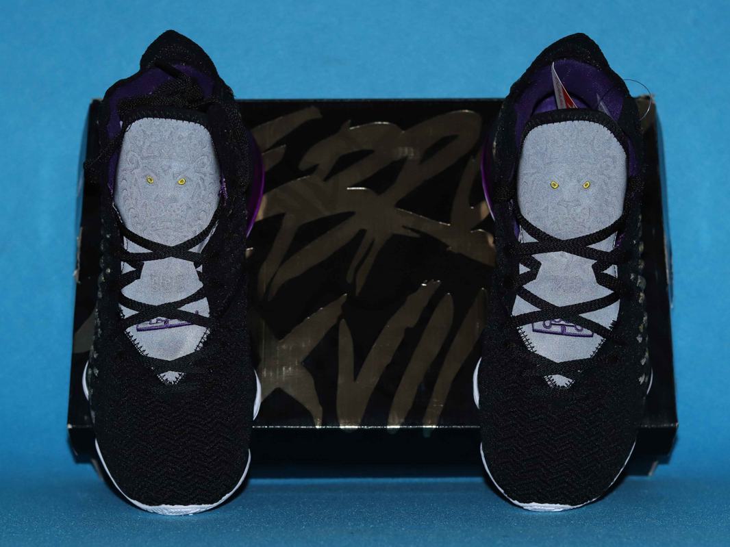Кроссовки Nike LeBron 17 Lakers