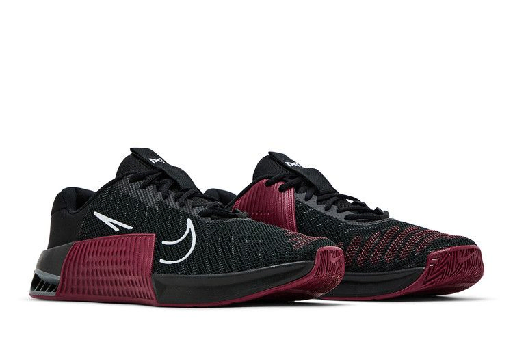 metcon-9-tb-black-maroon-fd5431-014_07
