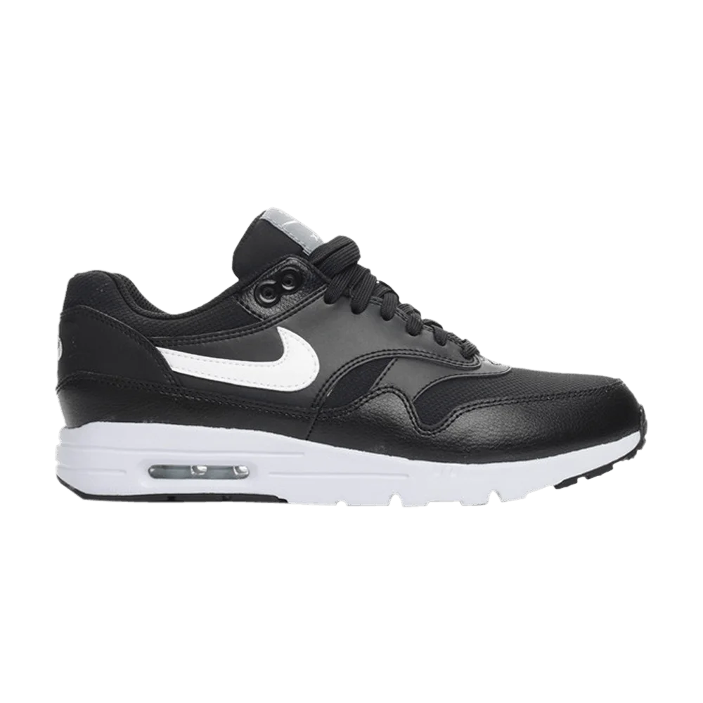 Krossovki-Nike-Wmns-Air-Max-1-Ultra-Essentials-Black