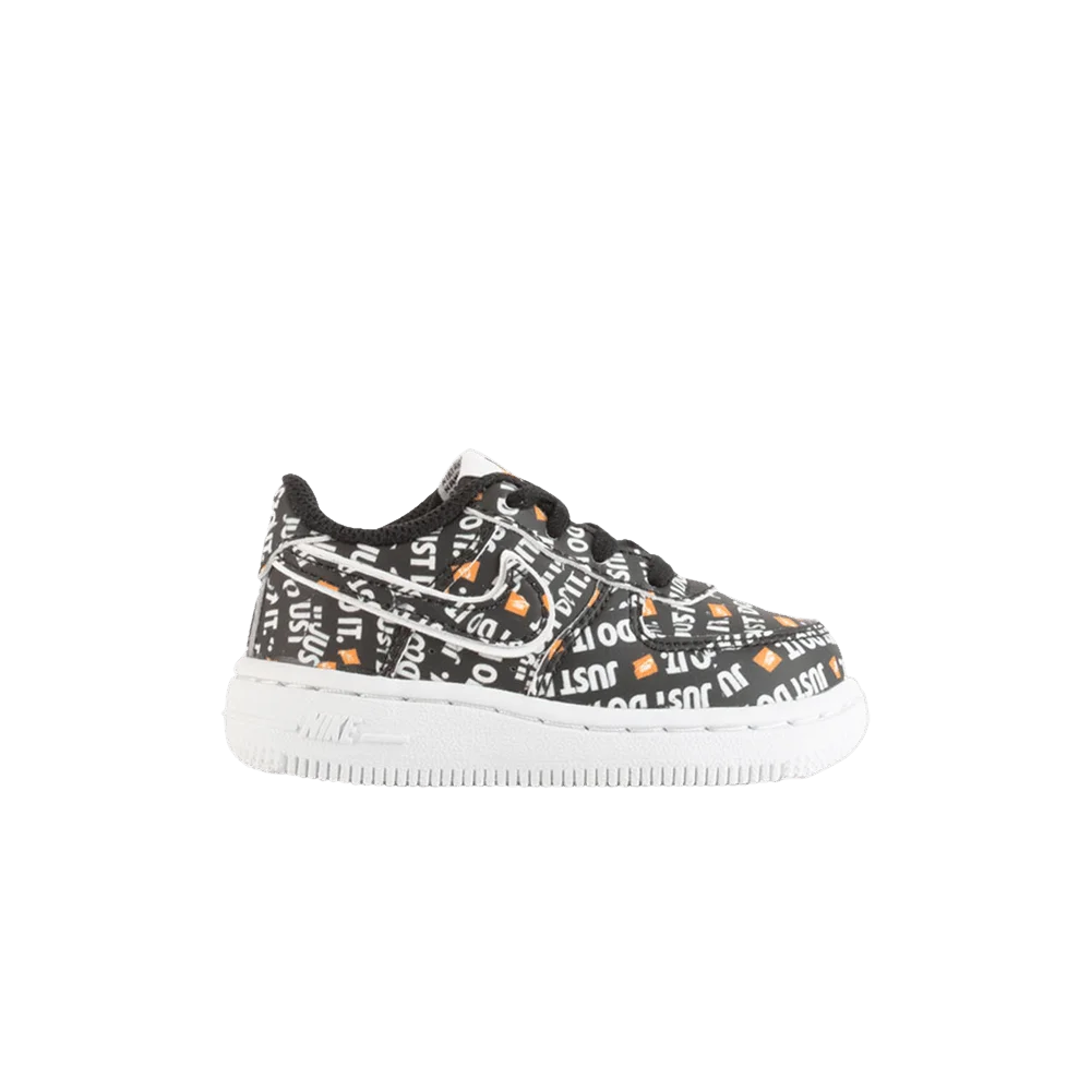 Krossovki-Nike-Air-Force-1-LV8-TD-Just-Do-It