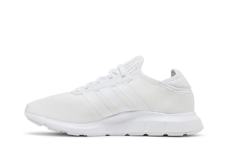 swift-run-x-triple-white-fy2117_02