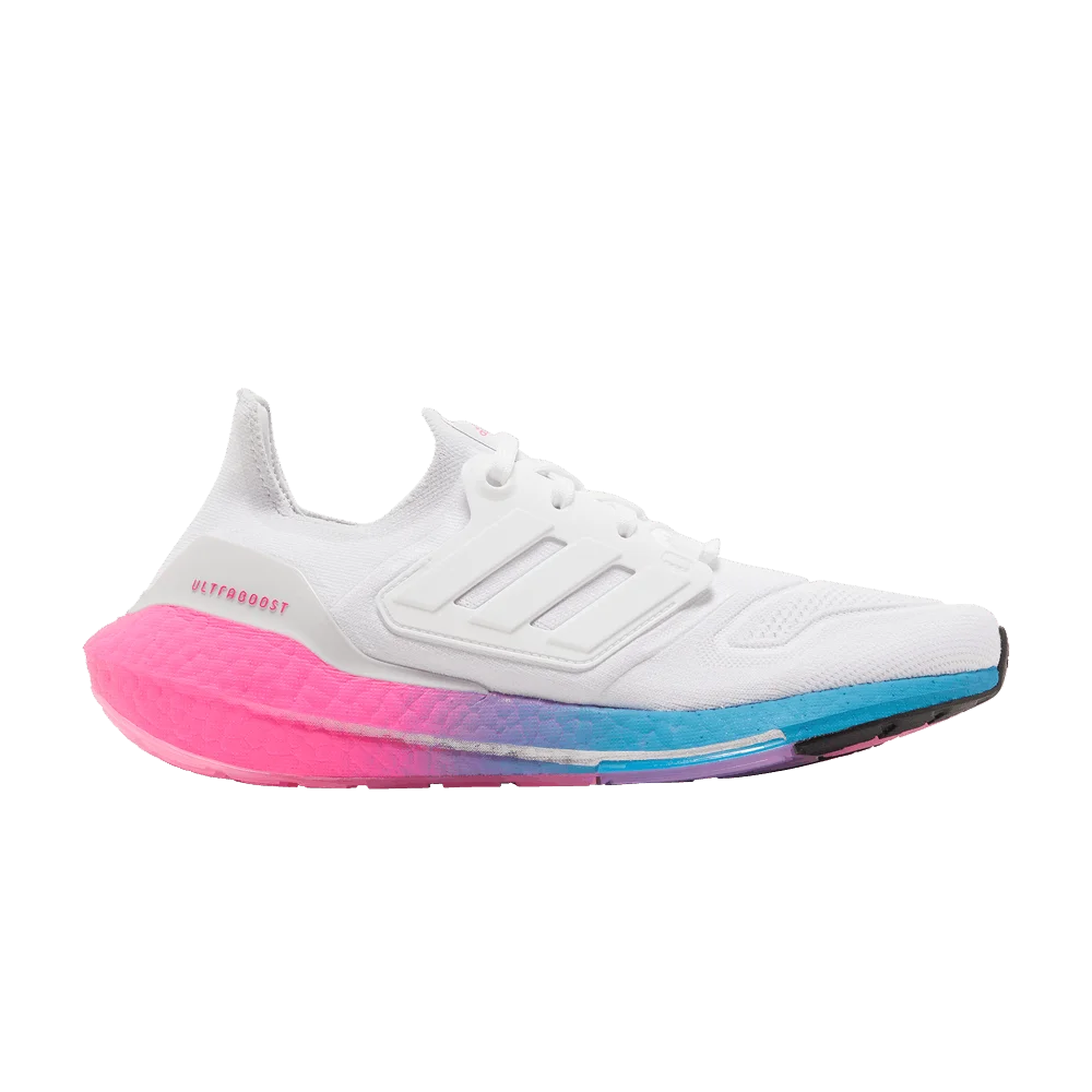 Krossovki-Adidas-Wmns-UltraBoost-22-White-Gradient