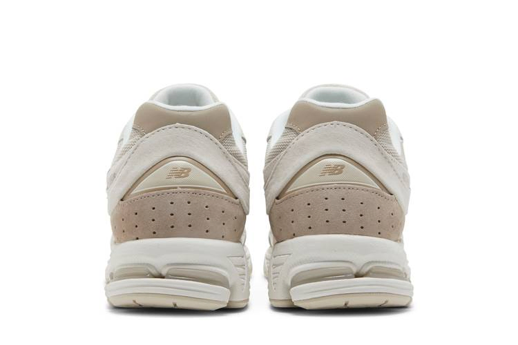 Кроссовки New Balance 2002R 'Light Dark Tan'