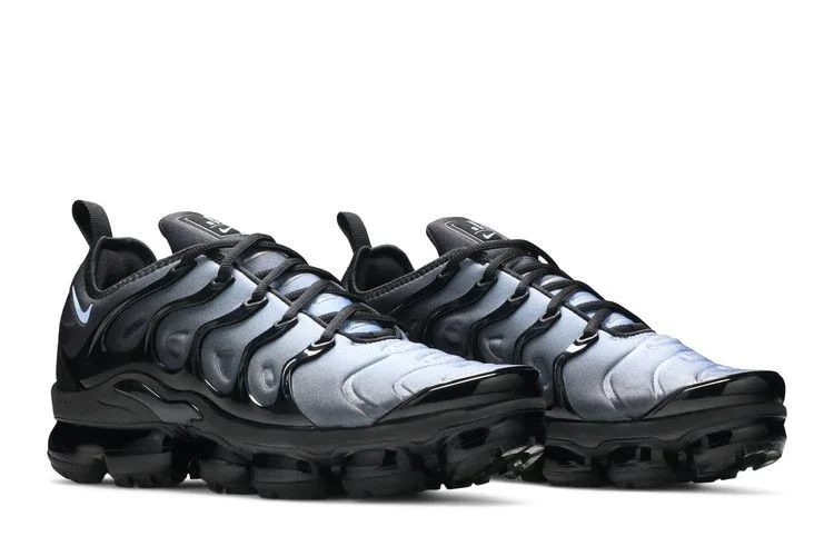 Krossovki-Nike-Air-VaporMax-Plus-Aluminum-7